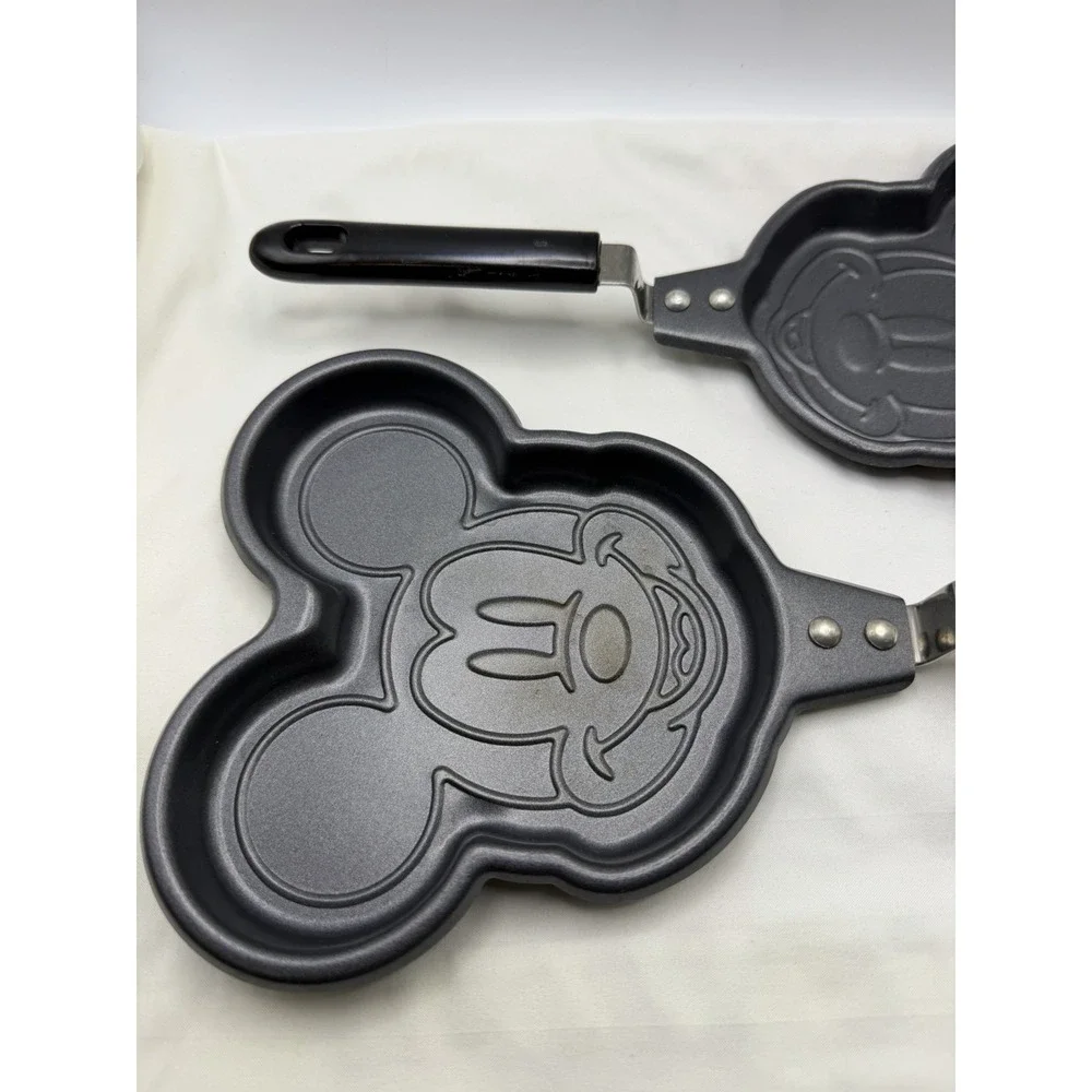 Disney Mickey & Minnie Mouse Pancake Skillet Non Stick